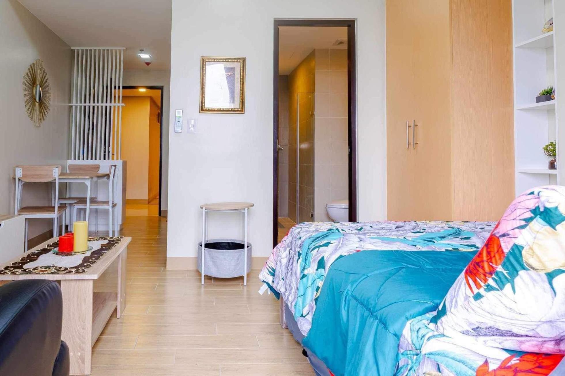 Jhezzstuffs Staycation 伊洛伊洛 外观 照片